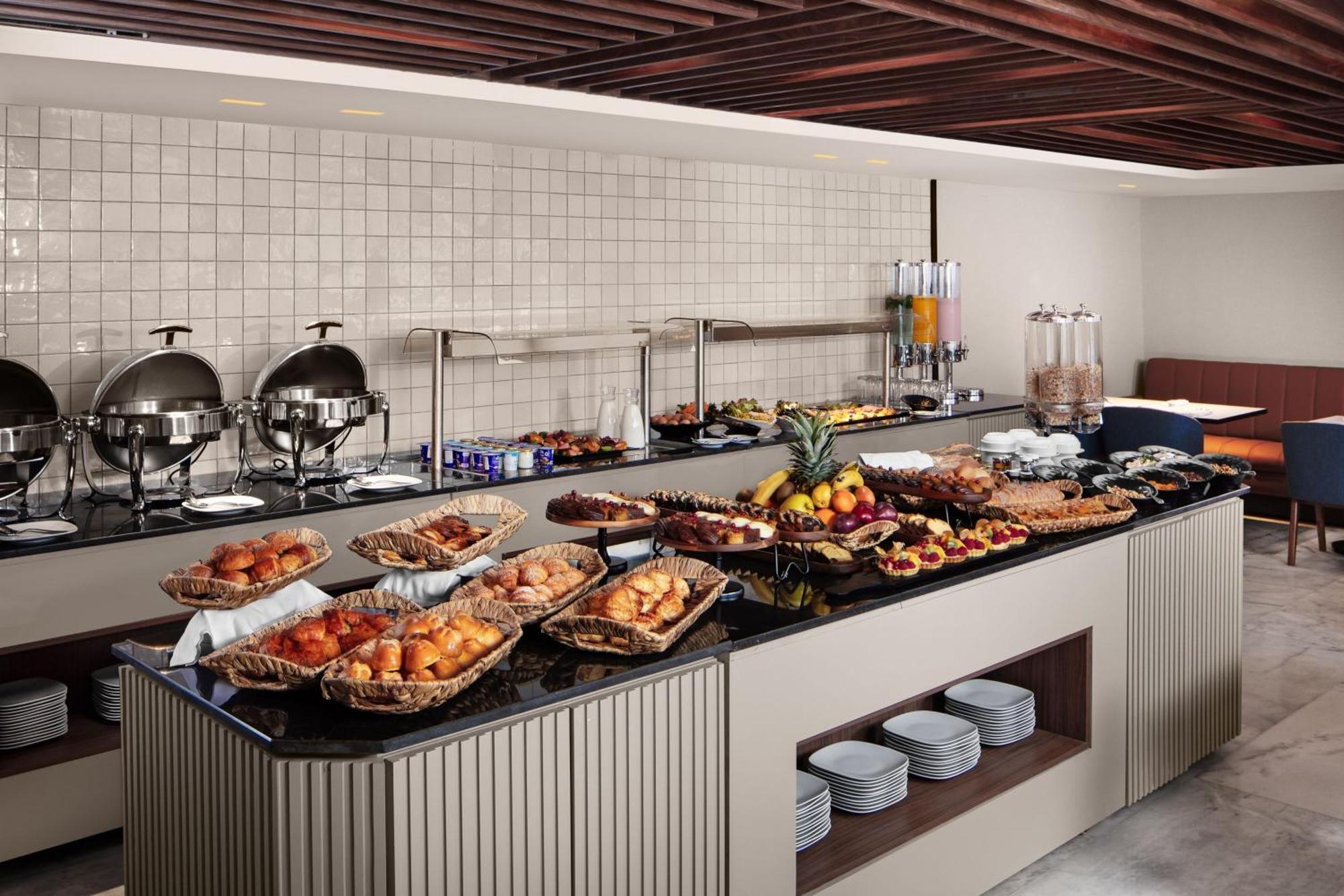 Courtyard By Marriott Casablanca Downtown Hotell Exteriör bild